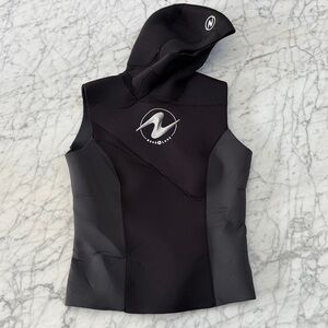 Aqua Lung Women's Aquaflex Hooded Vest for Scuba Diving - Size 12 Fits 140 Lb